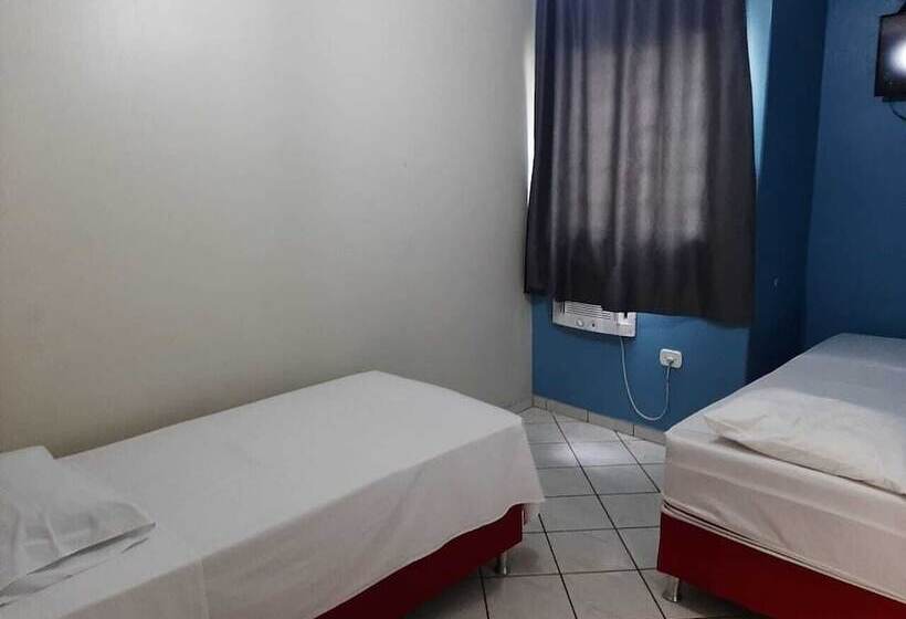 בית מלון כפרי Danubio