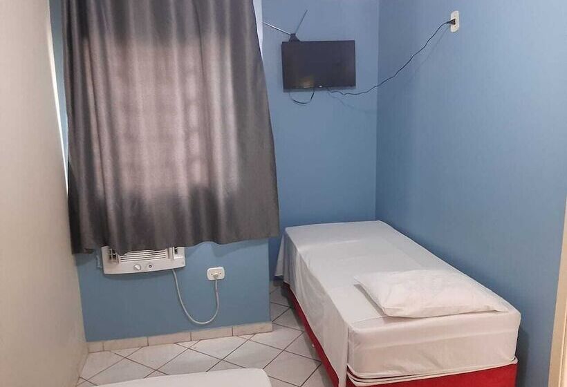 בית מלון כפרי Danubio