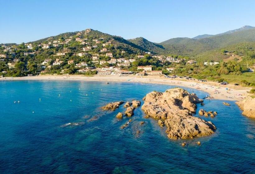 Отель Le Jardin D'emile