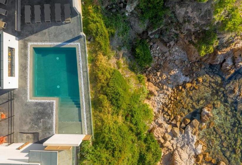 Отель Le Jardin D'emile