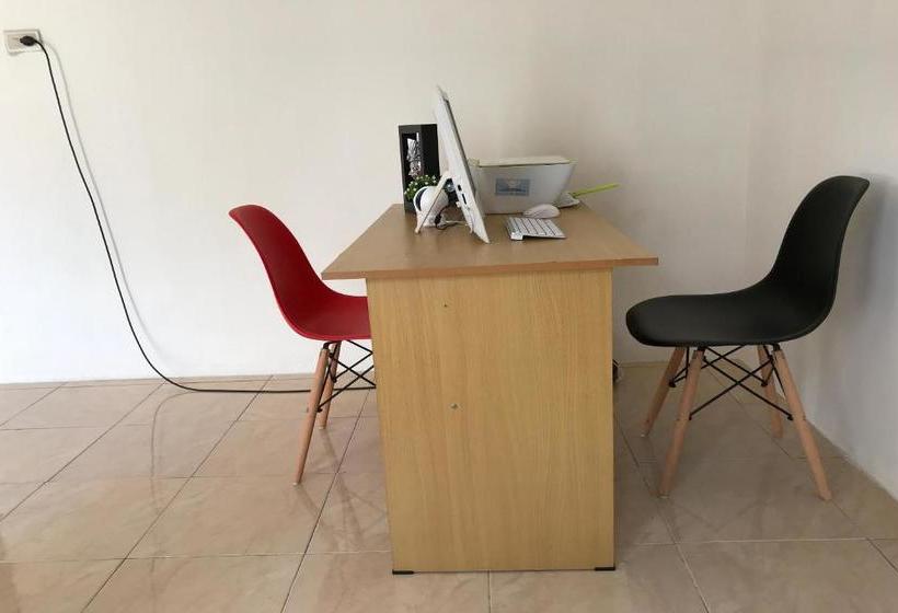 هتل Oyo 2551 Dewi Residence 2