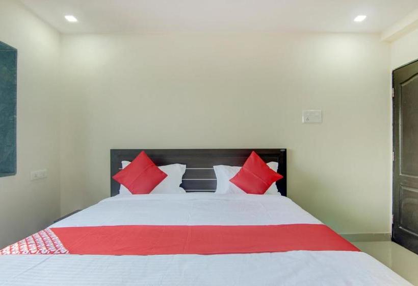 ホテル Capital O 49300 Villa 31