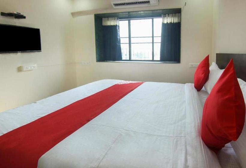 ホテル Capital O 49300 Villa 31