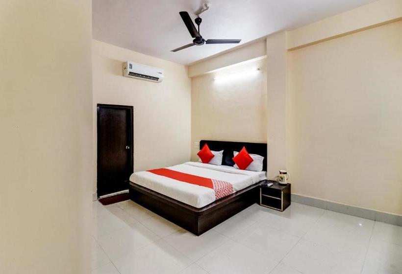 בית מלון כפרי Oyo 65309  Chandni Palace