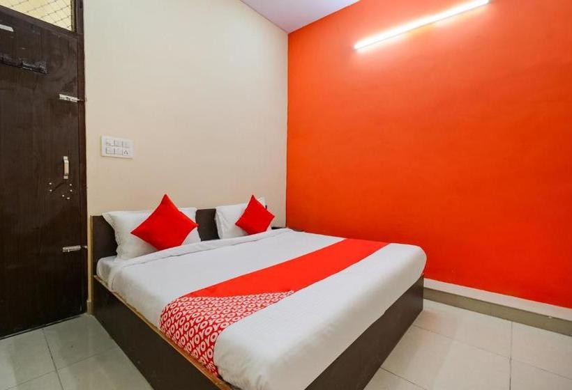 Отель Oyo 65384  Jaipur Crown