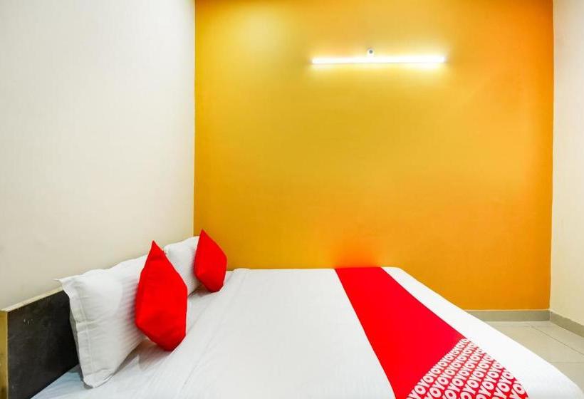 Отель Oyo 65384  Jaipur Crown