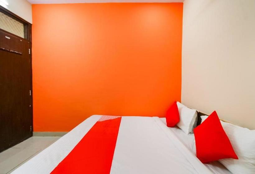 Отель Oyo 65384  Jaipur Crown