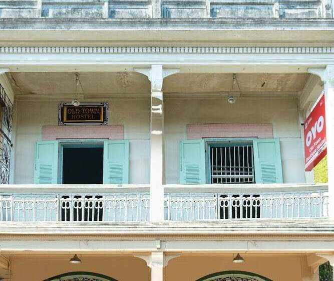 호텔 Oyo Old Town Boutique Hostel