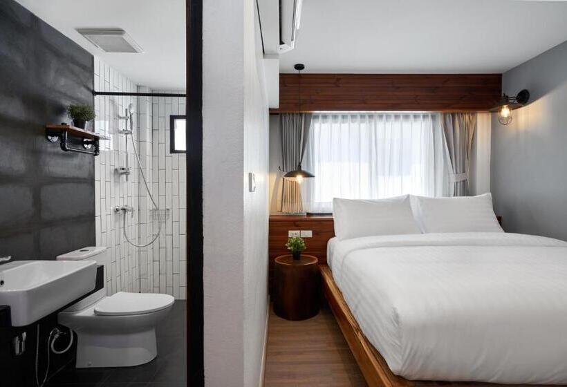 ホテル P2 Wood Loft