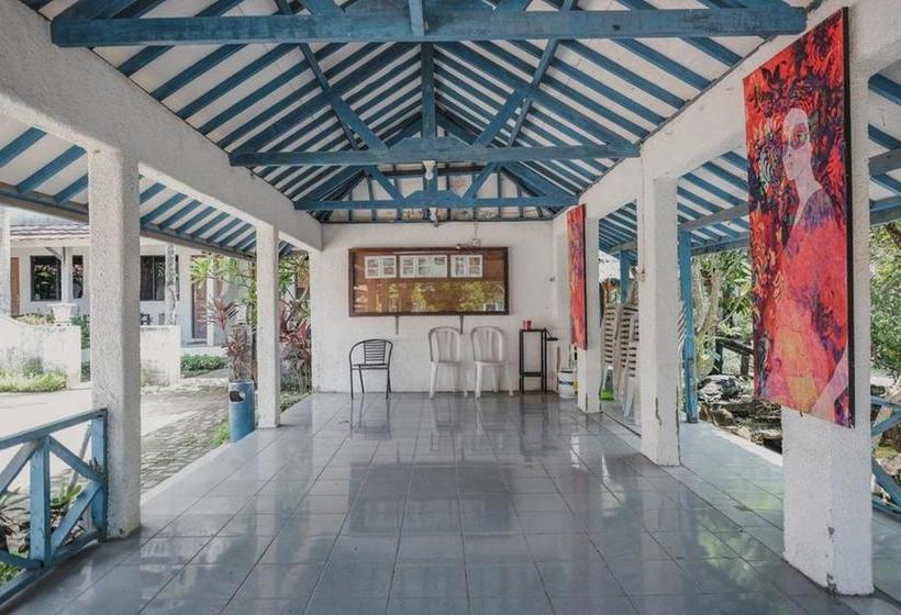 هتل Reddoorz Near Pantai Florida Anyer