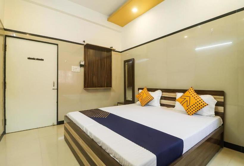 فندق Spot On 65446  Kingston