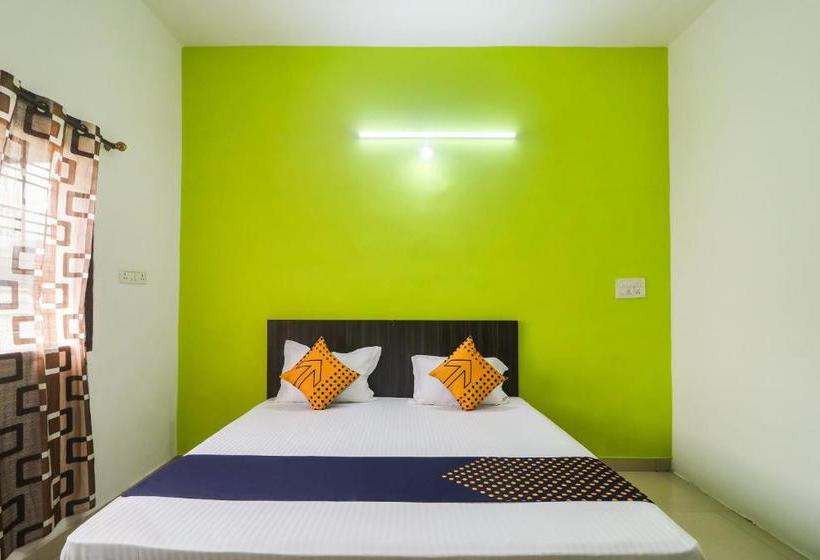 فندق Spot On 65446  Kingston