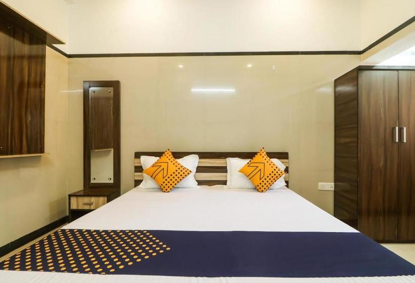 فندق Spot On 65446  Kingston