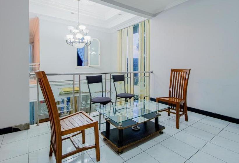 هتل Shazira Syariah