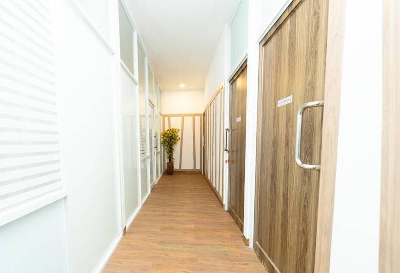 펜션 Koolkost Near Grand Kota Bintang