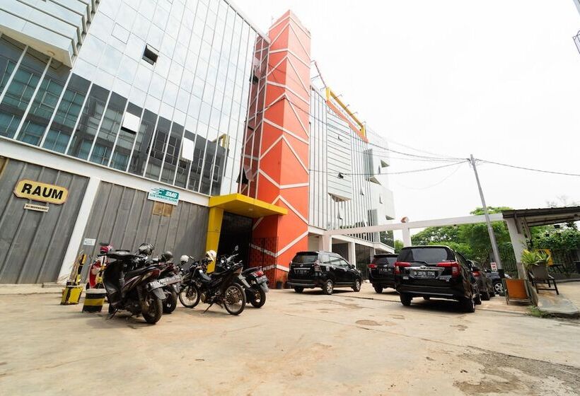 Пансион Koolkost Near Grand Kota Bintang