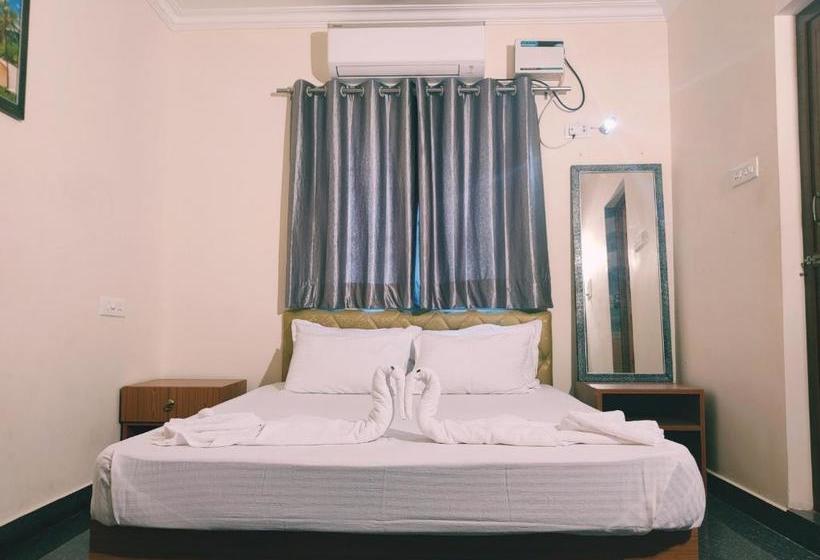 Pension S3 Beach House