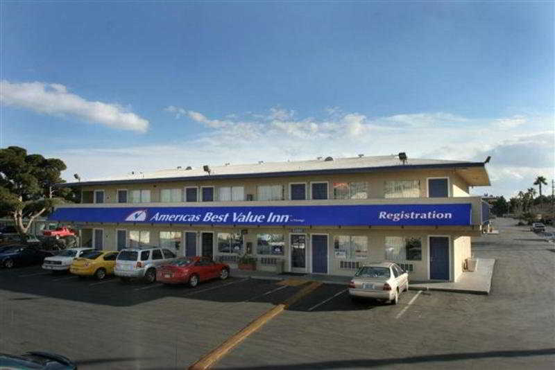 호텔 Americas Best Value Inn