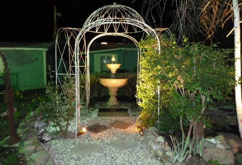 فندق Americas Best Value Inn Royal Carriage