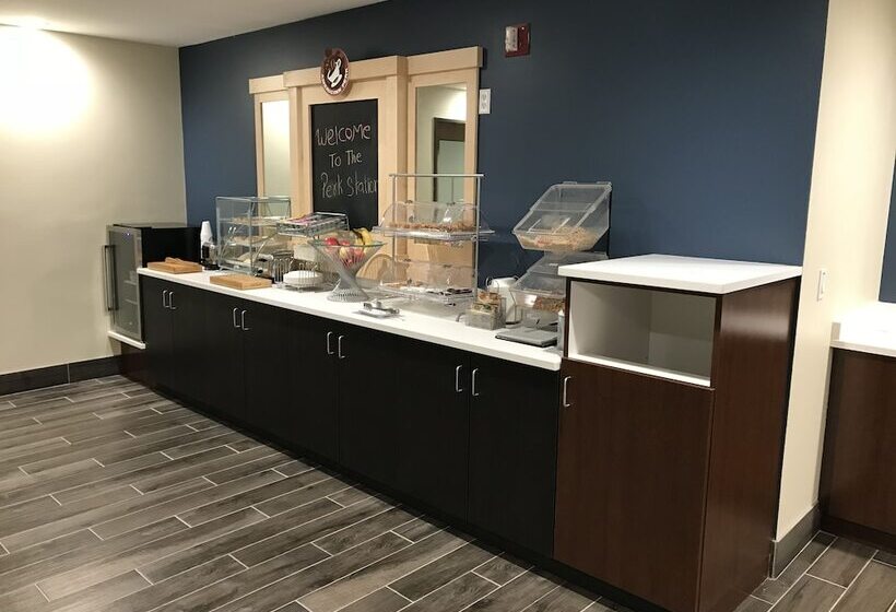 فندق Americinn By Wyndham Jefferson