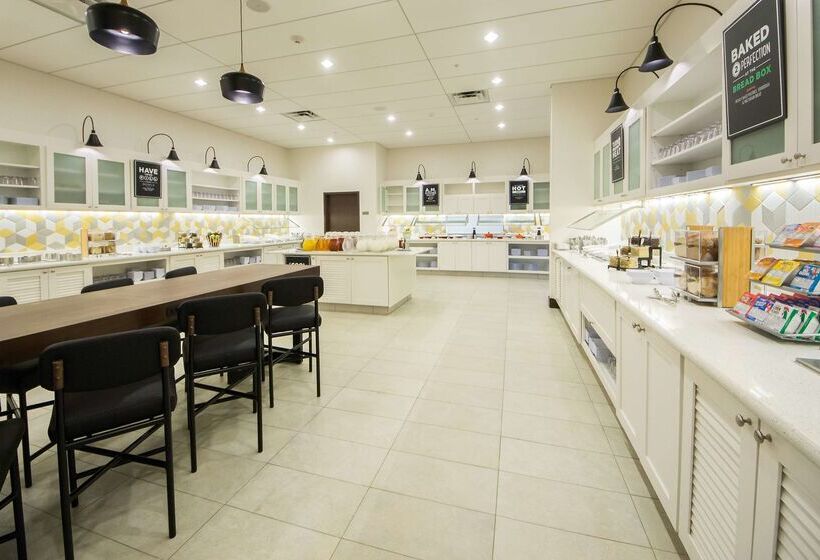 Отель Crowne Plaza Orlando Lake Buena Vista, An Ihg