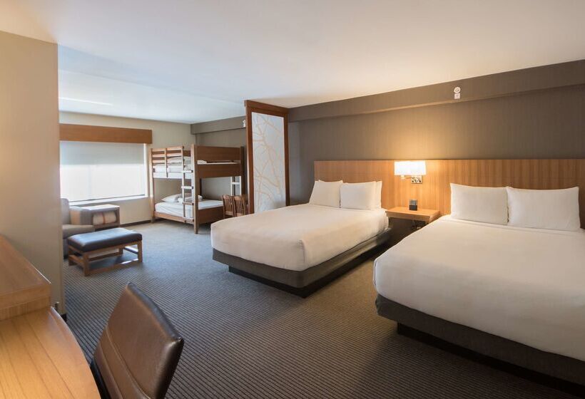 Отель Crowne Plaza Orlando Lake Buena Vista, An Ihg