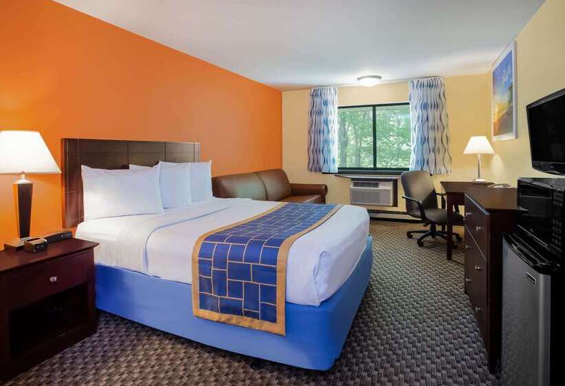 酒店 Days Inn & Suites By Wyndham Stevens Point