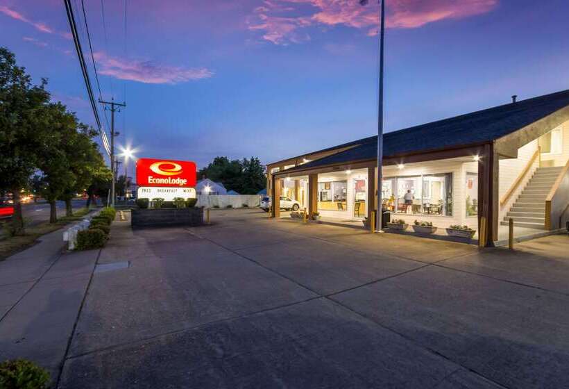 ホテル Econo Lodge Little Creek