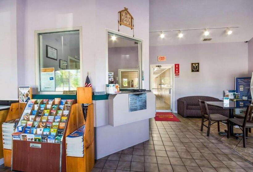 ホテル Econo Lodge Little Creek