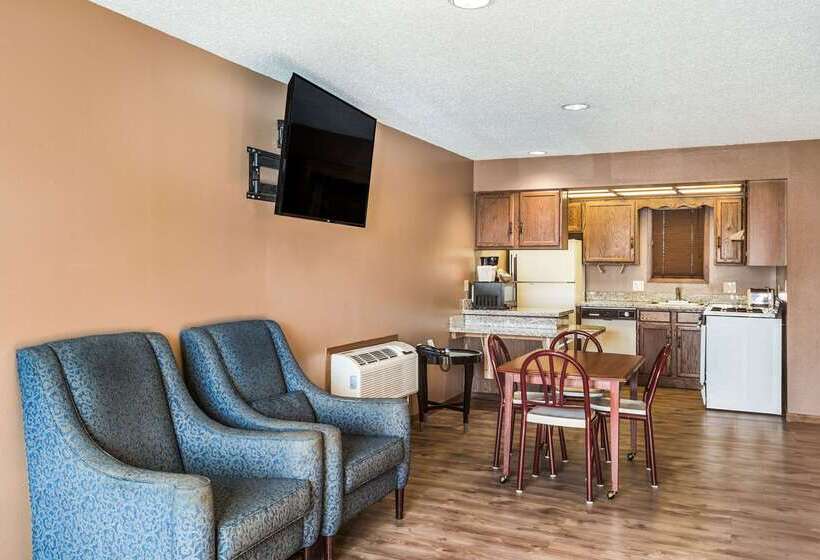 בית מלון כפרי Econo Lodge