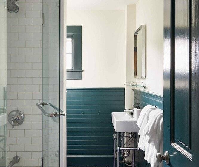 ホテル Faraway Nantucket