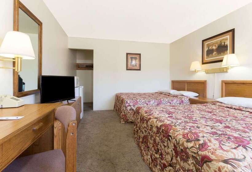 ホテル Knights Inn   Baker City