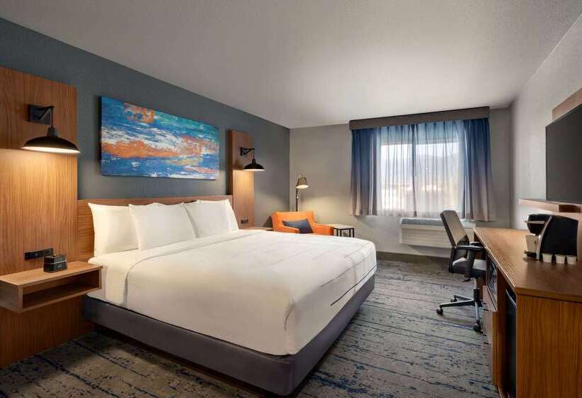 هتل La Quinta Inn & Suites By Wyndham Springfield