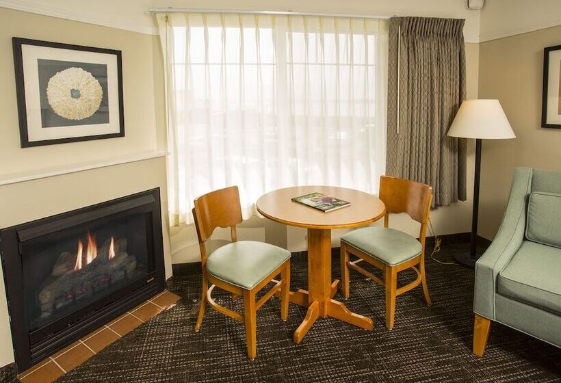 호텔 Looking Glass Inn