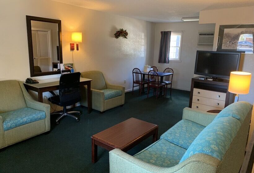 호텔 Merrimac Inn & Suites