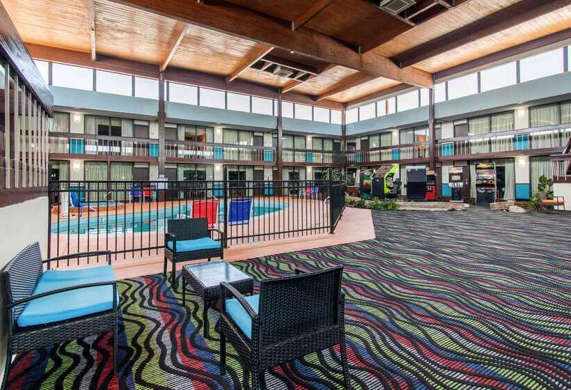 فندق Quality Inn Arkansas City North
