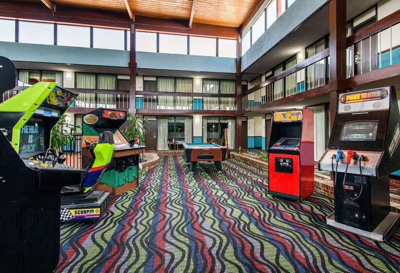 فندق Quality Inn Arkansas City North