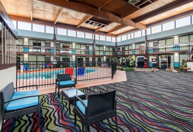 فندق Quality Inn Arkansas City North