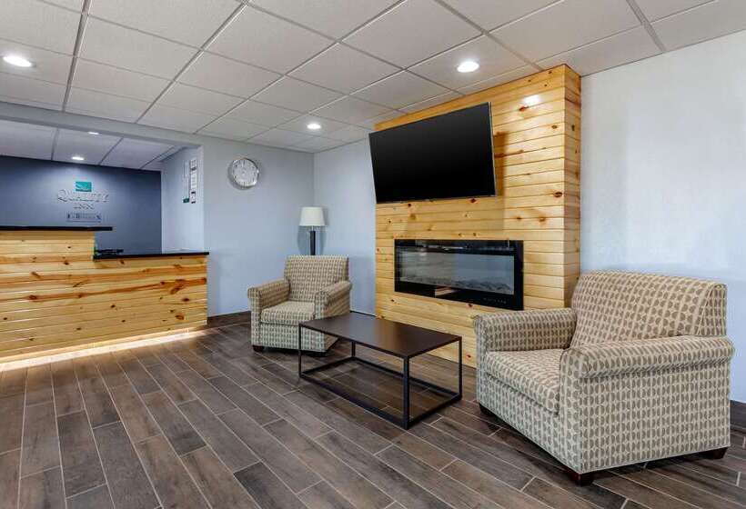 فندق Quality Inn New London