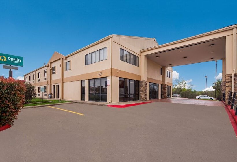 בית מלון כפרי Quality Inn & Suites Round Rock