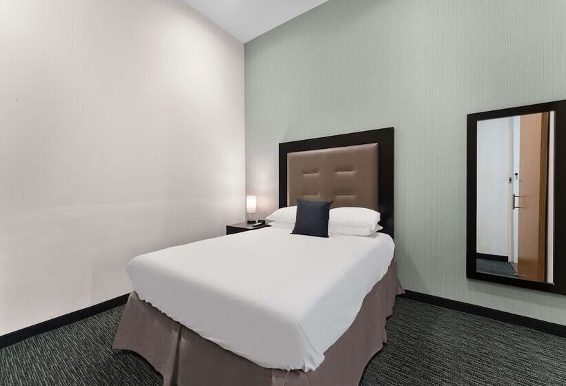 호텔 Quality Inn Center City