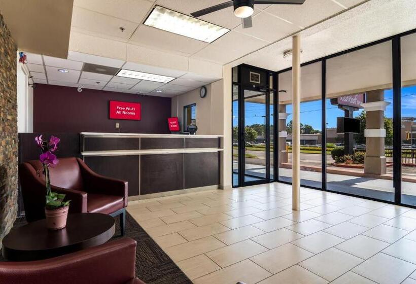 호텔 Red Roof Inn Atlanta Kennesaw State University