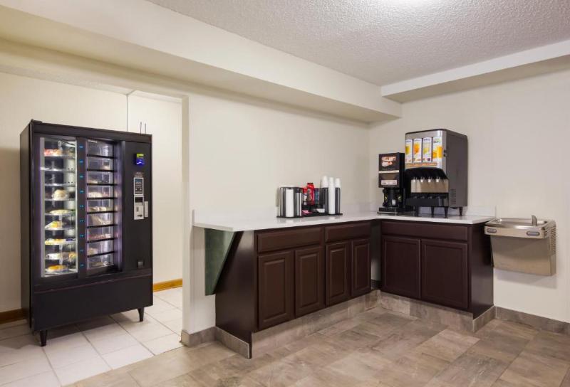 בית מלון כפרי Red Roof Inn Lawrenceburg