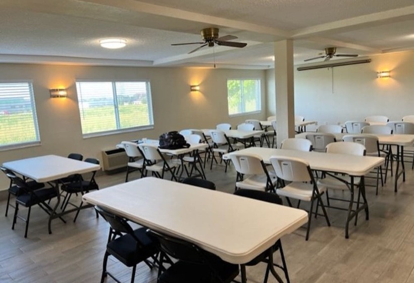 בית מלון כפרי Red Roof Inn Lawrenceburg