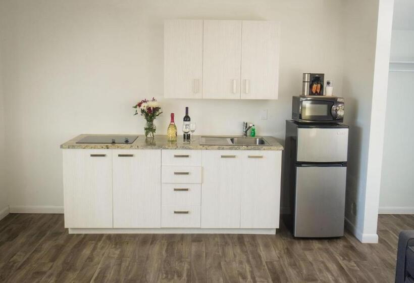 فندق Regency Inn & Suites Sarasota