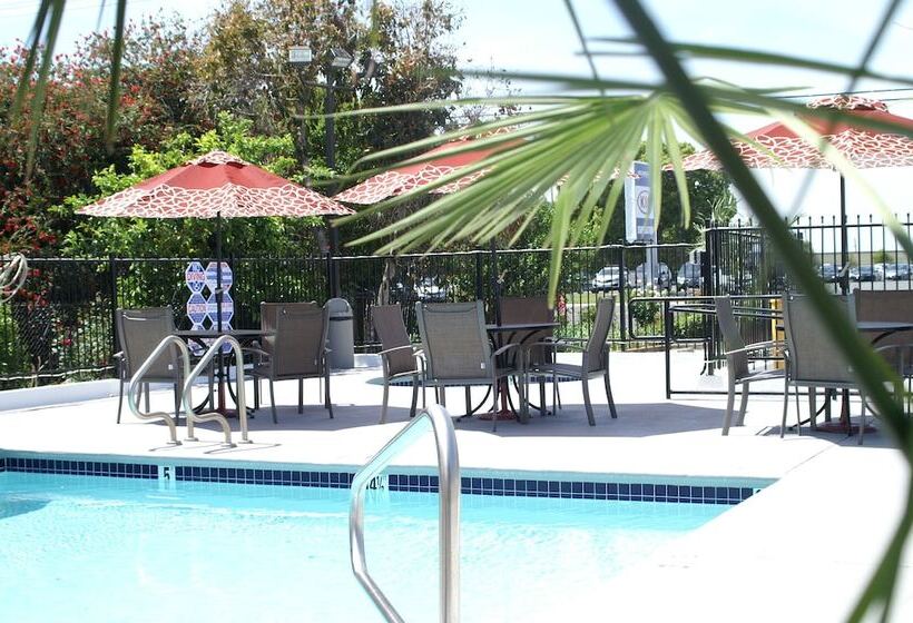 Hotel Travelodge By Wyndham Vallejo