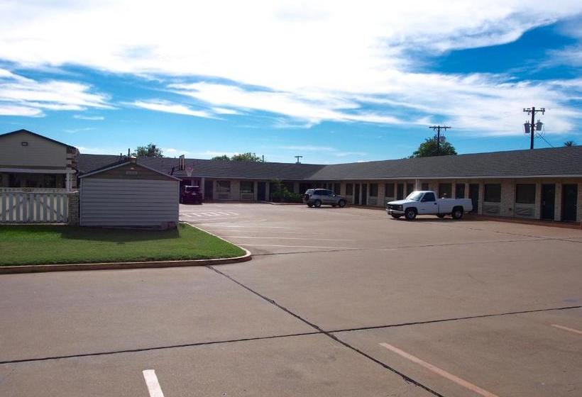 בית מלון כפרי Regency Inn