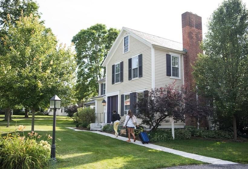 酒店 Reluctant Panther Inn & Restaurant