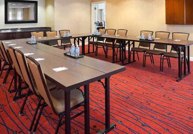 Отель Residence Inn By Marriott Atlanta Airport North/virginia Ave