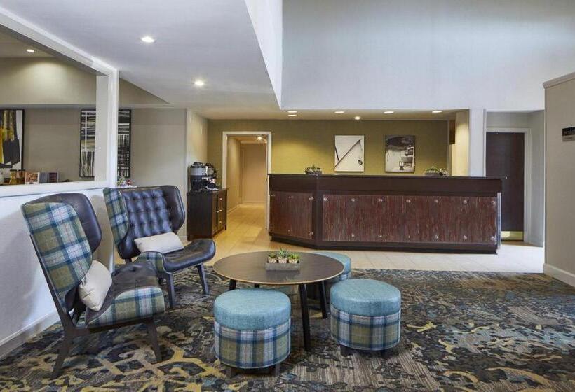 Отель Residence Inn By Marriott Atlanta Airport North/virginia Ave